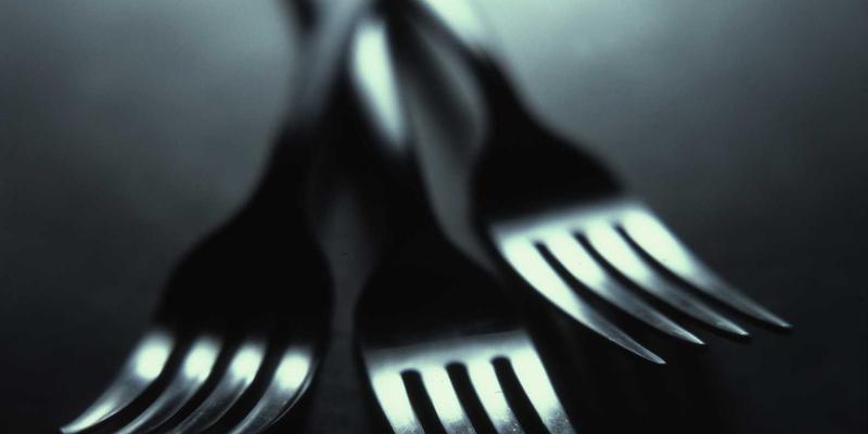 杭州商业空间装修设计趋势：极简设计如何重塑餐饮与零售店铺竞争力