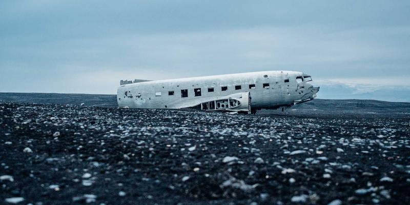 杭州民宿装修设计要点：如何与专业装修公司合作，以极简设计打造江南风情的短租空间