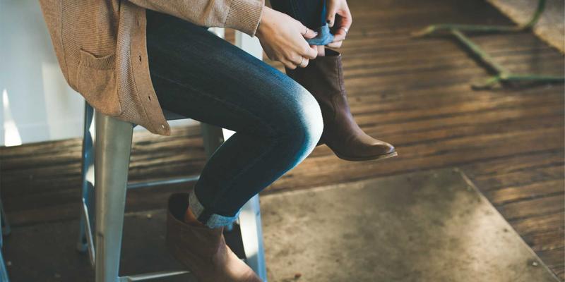 杭州装饰新趋势：专业装修公司如何以极简设计重塑装饰工程