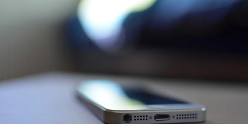 杭州跃层与复式户型装修指南：楼梯设计与空间利用的创意方案